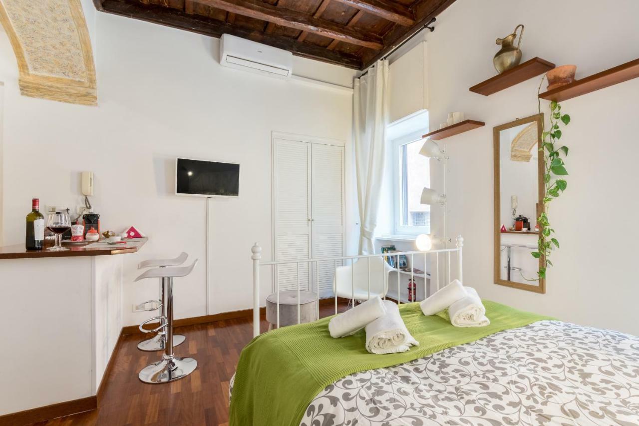 Enchanting Loft In Trastevere Рим Экстерьер фото